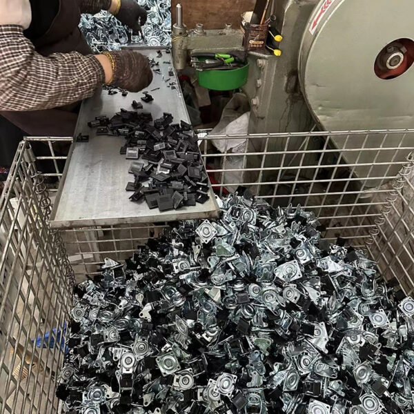 Medical Bed Wheels PU Twin Wheels Medical Bed Casters For Hospital - Image 2